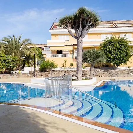 With 3 Bedrooms In Arona With Wonderful Sea View Shared Pool Furnished Terrace 20 M From The Appartement